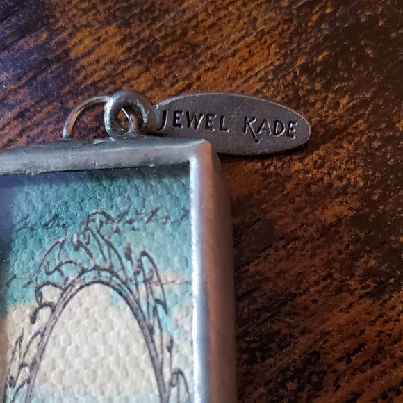 Jewel Kade initial "R" Charm - Picture 3 of 5